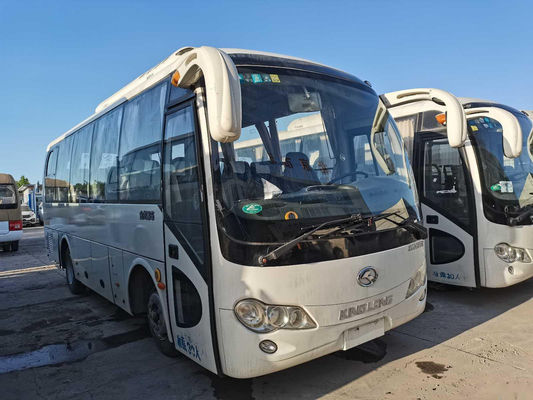 Το χρησιμοποιημένο λεωφορείο XMQ6771 30 οπίσθια μηχανή 132kw λεωφορείων της Cummins καθισμάτων άφησε χρησιμοποιημένο το οδήγηση λεωφορείο Kinglong