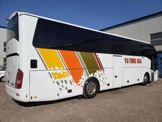 Το χρησιμοποιημένο Yutong ευρώ ΙΙΙ πορτών λεωφορείων ZK6122 53seats διπλό χαμηλό χιλιόμετρο μηχανών Yuchai χρησιμοποίησε τα πλαίσια Airbang τουριστηκών λεωφορείων