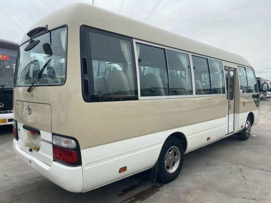 Χρησιμοποιημένο η Toyota λεωφορείο ακτοφυλάκων για τη μηχανή 108KW 23 της Αφρικής Gaosilne 2TR αριστερό Drive καθισμάτων