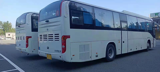 Το υψηλότερο λεωφορείο στην Τανζανία KLQ6129 Yutong χρησιμοποίησε πολύ τα λεωφορεία 65 μπροστινή μηχανή 2+3 λεωφορείων καθισμάτων RHD λεωφορείο ακτοφυλάκων της Toyota σχεδιαγράμματος