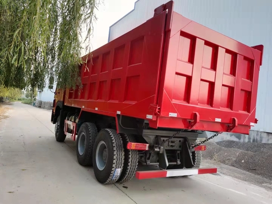 Χρησιμοποιημένο Tipper φορτηγών απορρίψεων Howo ευρώ ΙΙ φορτηγών Hino χεριών μηχανών WD615.47 δεύτερος φορτηγών