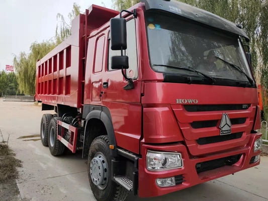 Χρησιμοποιημένο Tipper φορτηγών απορρίψεων Howo ευρώ ΙΙ φορτηγών Hino χεριών μηχανών WD615.47 δεύτερος φορτηγών