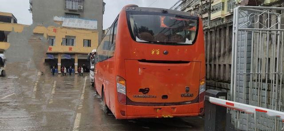 Τα χρησιμοποιημένα τουριστηκά λεωφορεία ZK6998 Yutong χρησιμοποίησαν 39 λεωφορεία λεωφορείων μηχανών Yuchai diesel καθισμάτων χρησιμοποίησαν το Intercity έτος λεωφορείων πολυτέλειας το 2014